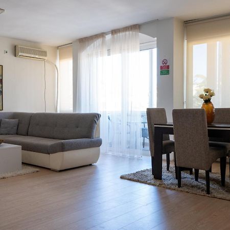 Apartment In City Center Of Скопье Экстерьер фото