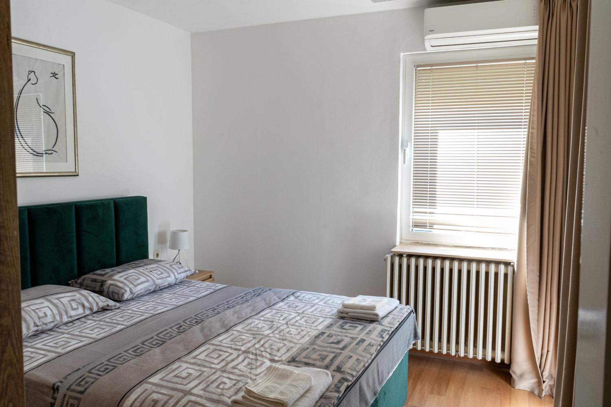 Apartment In City Center Of Скопье Экстерьер фото