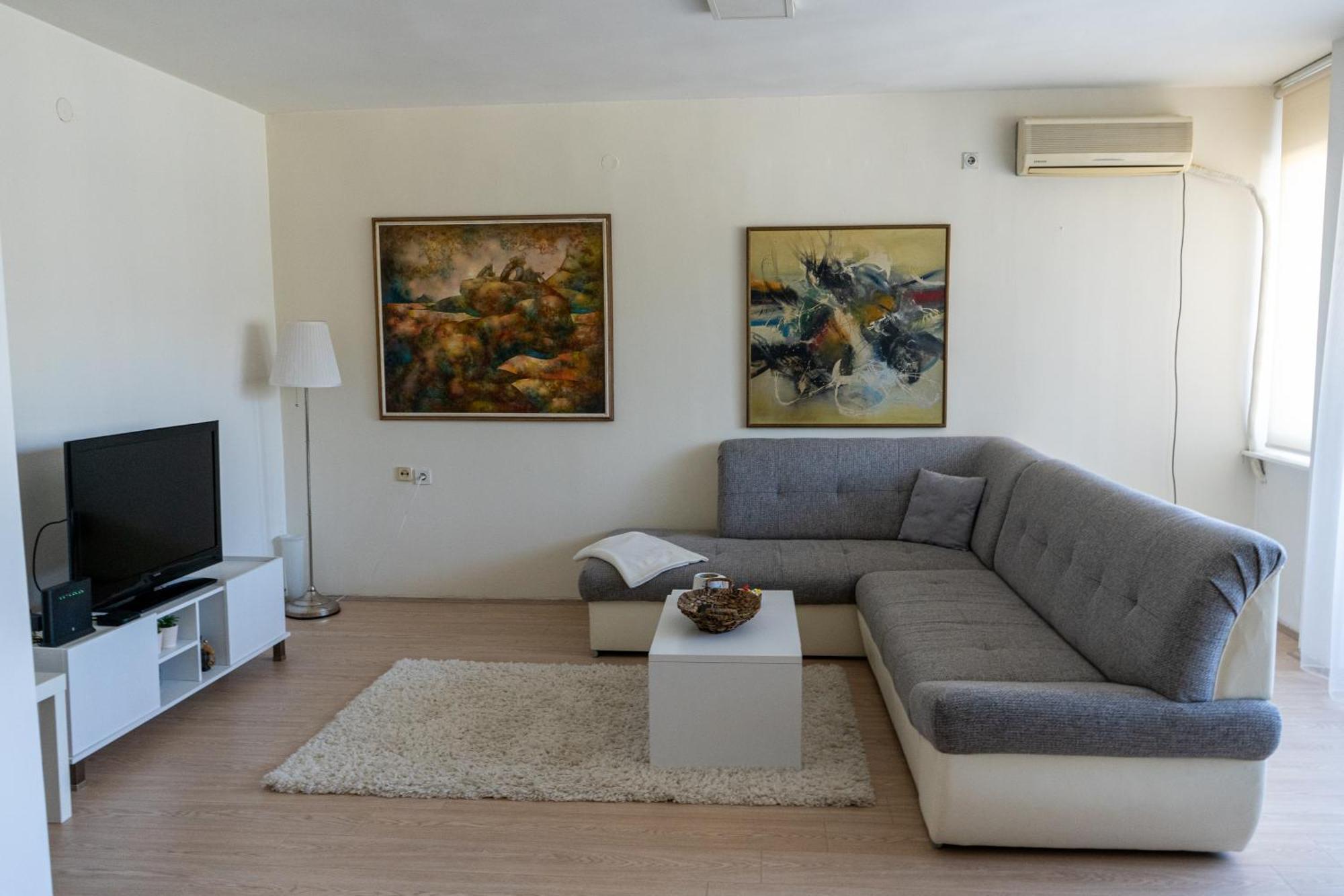 Apartment In City Center Of Скопье Экстерьер фото